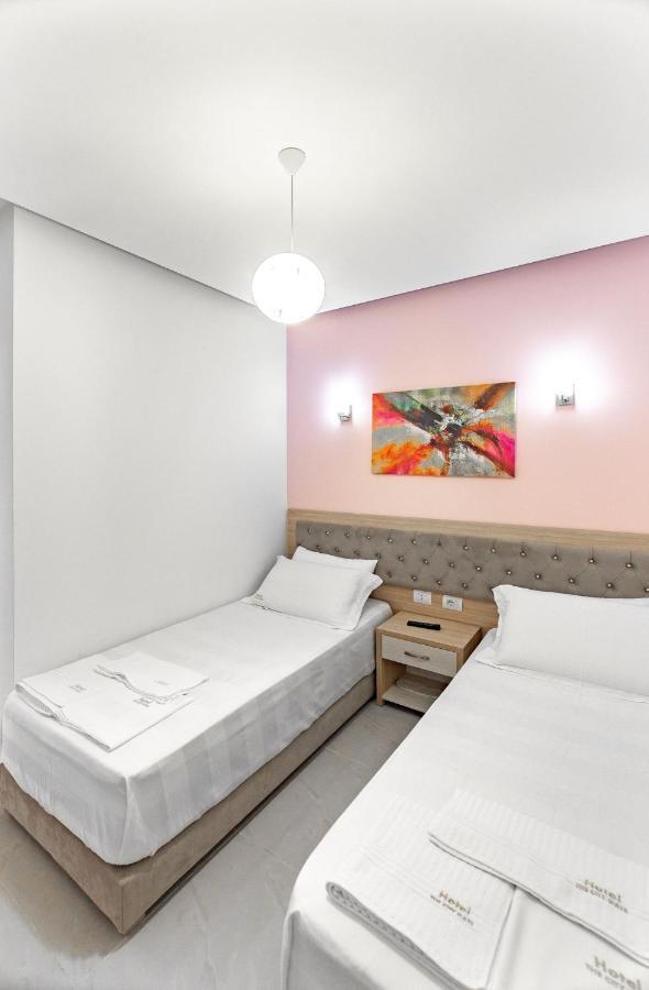 סרנדה The City Gate Hotel מראה חיצוני תמונה