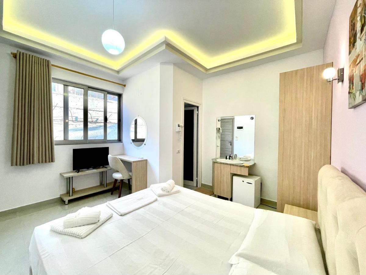 סרנדה The City Gate Hotel מראה חיצוני תמונה